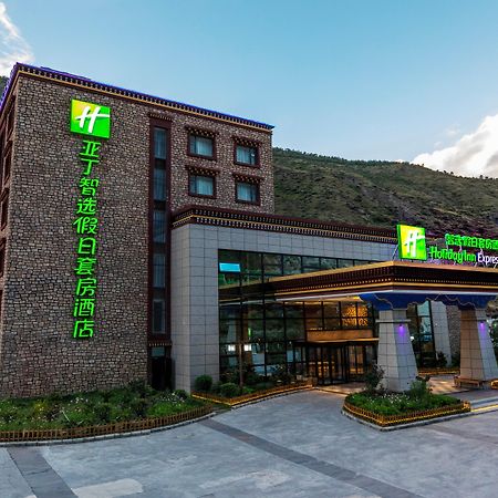 Holiday Inn Express Daocheng Yading, An Ihg Hotel Dış mekan fotoğraf
